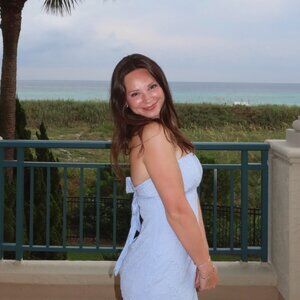 Meet your Posher, Skylar